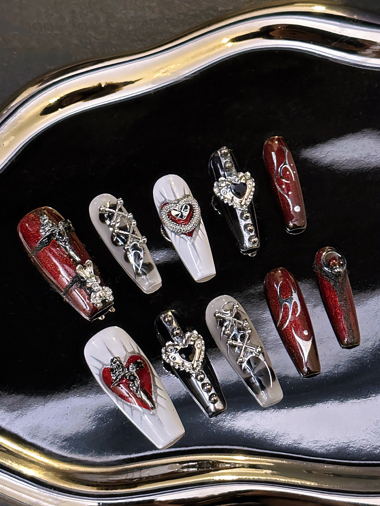 ' La Trouvaille' Press on nails【punk heart】