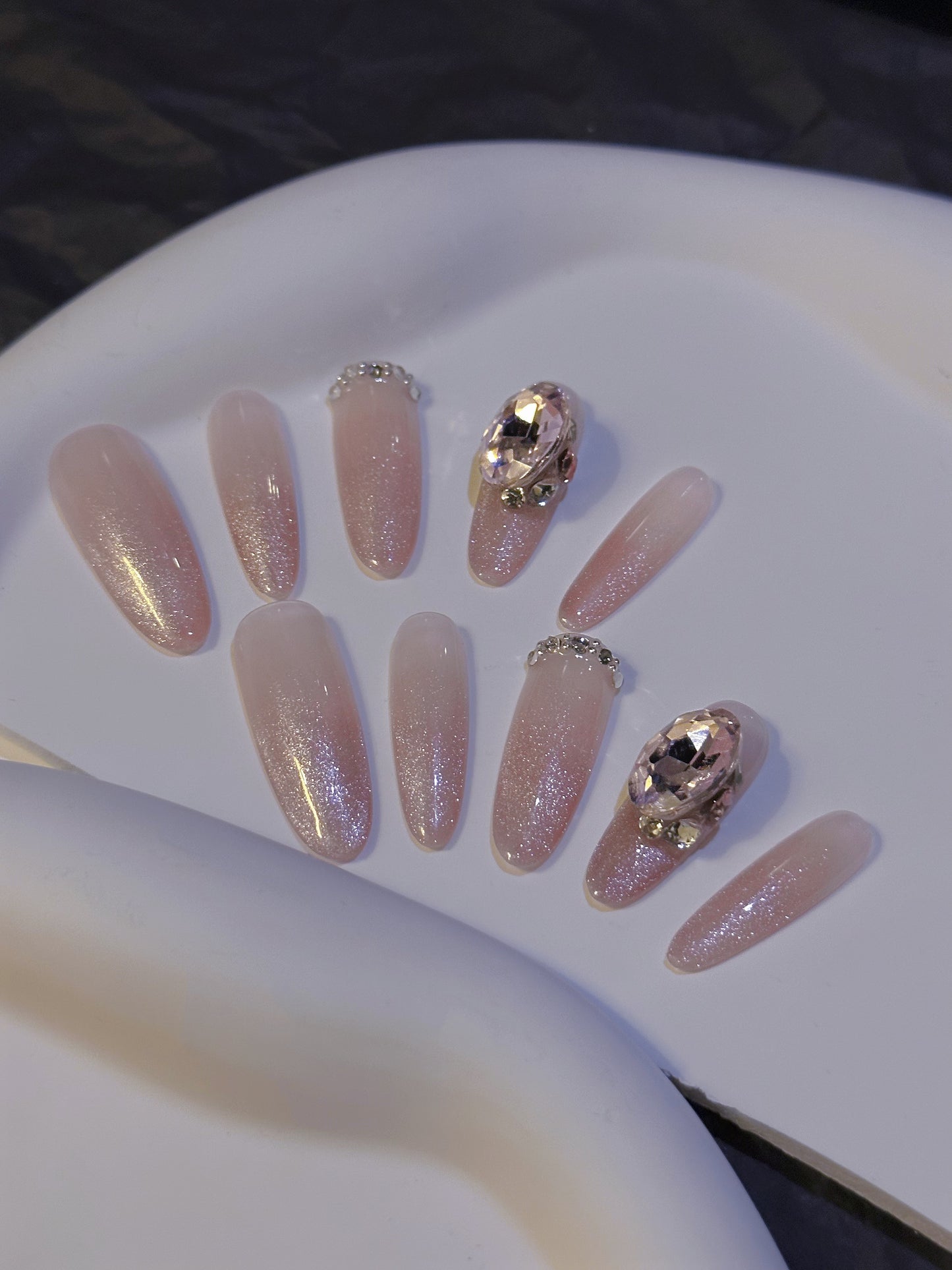 ' La Trouvaille' Press on nails【NUDE CAT-EYE】