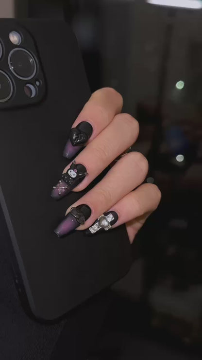 ' La Trouvaille' Press on nails【Kuromi】